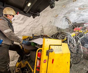 Gold mining underground - drillers offsider resume